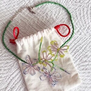 EDMEbeads 3D floral beaded necklace